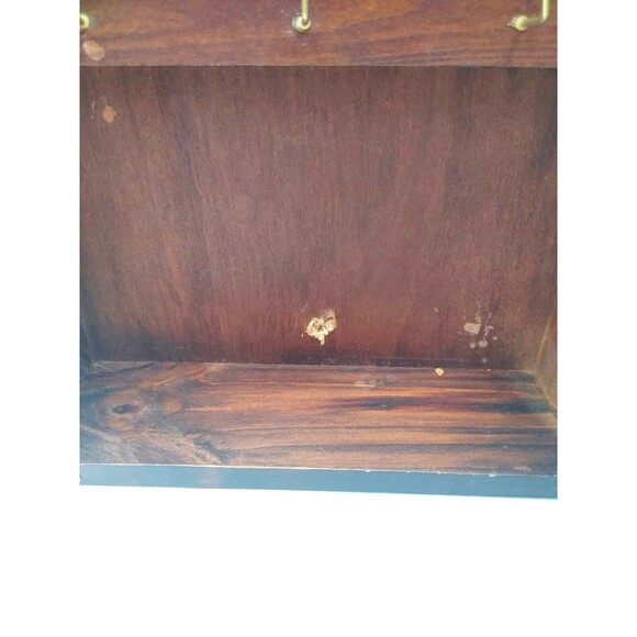 Cardinal Wooden Key Holder Box Wall Decor or Tabletop Rustic Cabin - Picture 9 of 10